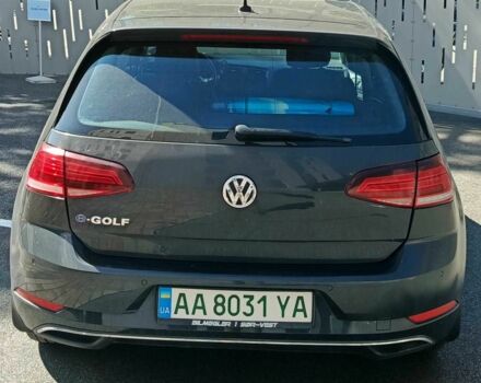 Серый Фольксваген Гольф, объемом двигателя 0 л и пробегом 120 тыс. км за 11000 $, фото 3 на Automoto.ua