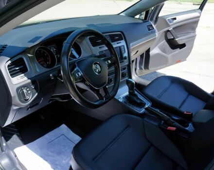 Серый Фольксваген Гольф, объемом двигателя 1.8 л и пробегом 95 тыс. км за 10000 $, фото 8 на Automoto.ua