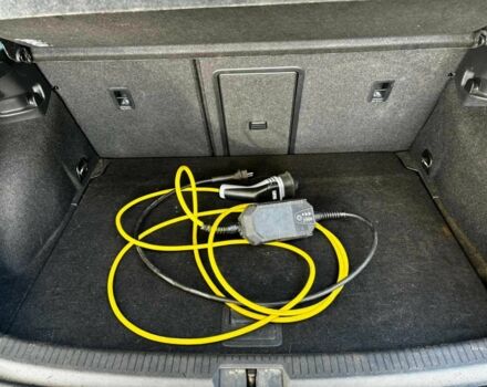 Серый Фольксваген Гольф, объемом двигателя 0 л и пробегом 104 тыс. км за 11200 $, фото 12 на Automoto.ua