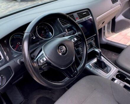 Серый Фольксваген Гольф, объемом двигателя 0 л и пробегом 180 тыс. км за 12000 $, фото 3 на Automoto.ua