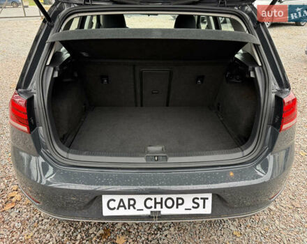 Серый Фольксваген Гольф, объемом двигателя 1.6 л и пробегом 234 тыс. км за 12300 $, фото 24 на Automoto.ua