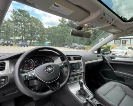 Серый Фольксваген Гольф, объемом двигателя 1.8 л и пробегом 60 тыс. км за 3800 $, фото 8 на Automoto.ua