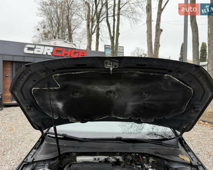 Серый Фольксваген Гольф, объемом двигателя 1.6 л и пробегом 234 тыс. км за 12300 $, фото 27 на Automoto.ua