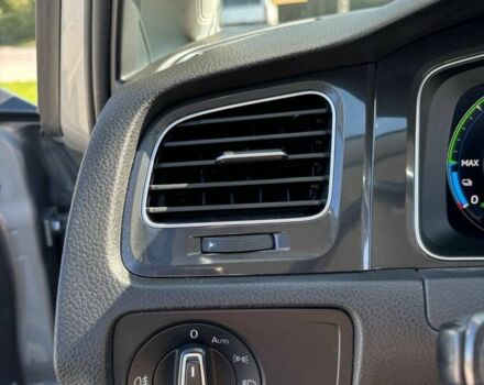 Серый Фольксваген Гольф, объемом двигателя 0 л и пробегом 94 тыс. км за 13700 $, фото 7 на Automoto.ua