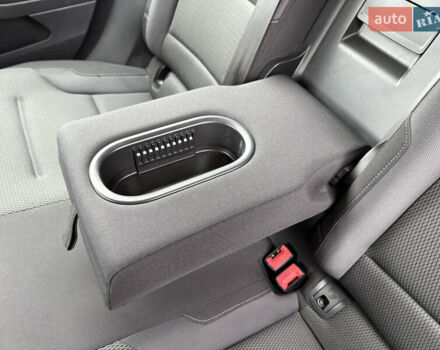 Серый Фольксваген Гольф, объемом двигателя 1.6 л и пробегом 234 тыс. км за 12300 $, фото 44 на Automoto.ua