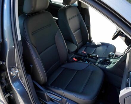 Серый Фольксваген Гольф, объемом двигателя 1.8 л и пробегом 95 тыс. км за 10000 $, фото 11 на Automoto.ua