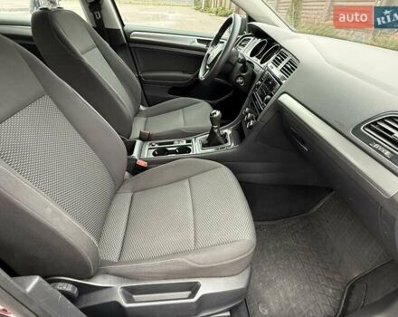 Серый Фольксваген Гольф, объемом двигателя 1 л и пробегом 230 тыс. км за 11300 $, фото 40 на Automoto.ua