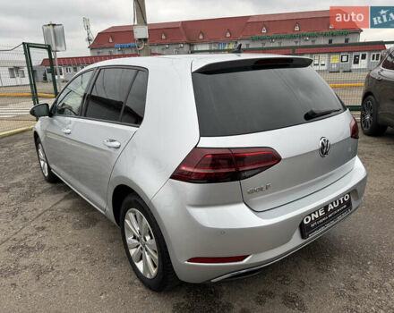 Серый Фольксваген Гольф, объемом двигателя 1.4 л и пробегом 204 тыс. км за 16990 $, фото 7 на Automoto.ua