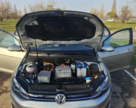 Серый Фольксваген Гольф, объемом двигателя 0 л и пробегом 87 тыс. км за 13000 $, фото 7 на Automoto.ua