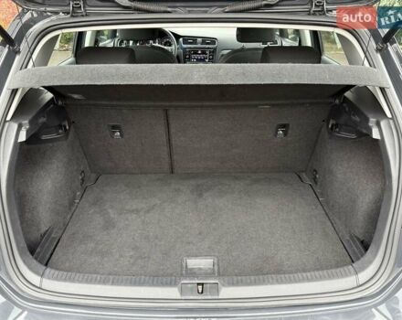 Серый Фольксваген Гольф, объемом двигателя 1 л и пробегом 230 тыс. км за 11300 $, фото 54 на Automoto.ua