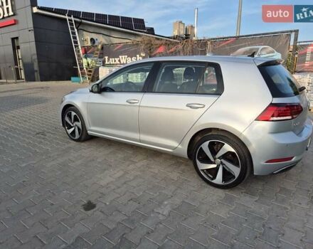 Серый Фольксваген Гольф, объемом двигателя 1.6 л и пробегом 290 тыс. км за 15000 $, фото 7 на Automoto.ua