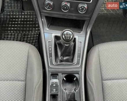 Серый Фольксваген Гольф, объемом двигателя 1 л и пробегом 230 тыс. км за 11300 $, фото 53 на Automoto.ua