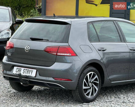Серый Фольксваген Гольф, объемом двигателя 1.6 л и пробегом 234 тыс. км за 15900 $, фото 31 на Automoto.ua