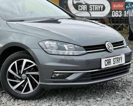 Серый Фольксваген Гольф, объемом двигателя 1.6 л и пробегом 234 тыс. км за 15300 $, фото 10 на Automoto.ua