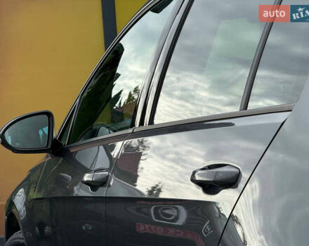 Серый Фольксваген Гольф, объемом двигателя 1.6 л и пробегом 234 тыс. км за 15900 $, фото 27 на Automoto.ua