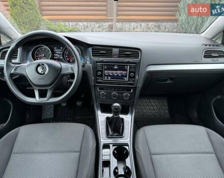 Серый Фольксваген Гольф, объемом двигателя 1 л и пробегом 230 тыс. км за 11300 $, фото 47 на Automoto.ua