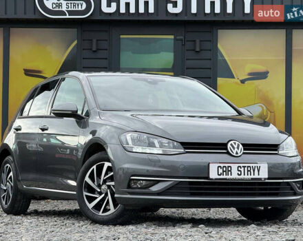 Серый Фольксваген Гольф, объемом двигателя 1.6 л и пробегом 234 тыс. км за 15900 $, фото 1 на Automoto.ua