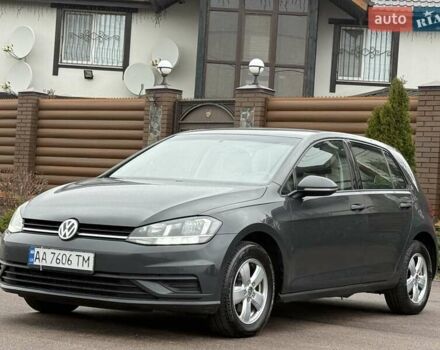 Серый Фольксваген Гольф, объемом двигателя 1 л и пробегом 230 тыс. км за 11300 $, фото 4 на Automoto.ua