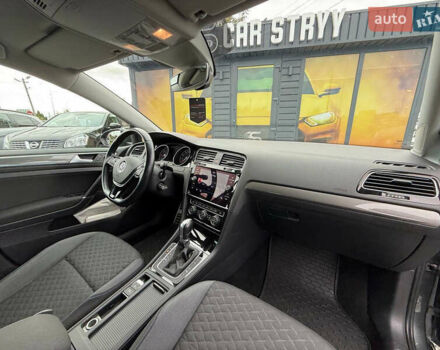 Серый Фольксваген Гольф, объемом двигателя 1.6 л и пробегом 234 тыс. км за 15300 $, фото 33 на Automoto.ua