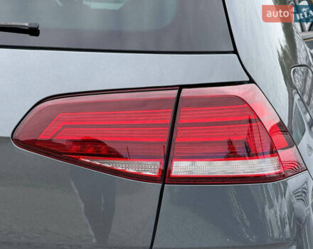 Серый Фольксваген Гольф, объемом двигателя 1.6 л и пробегом 234 тыс. км за 15900 $, фото 33 на Automoto.ua