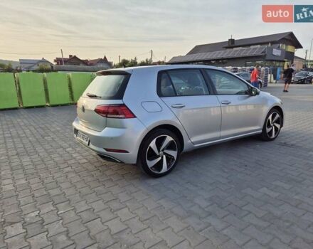 Серый Фольксваген Гольф, объемом двигателя 1.6 л и пробегом 290 тыс. км за 15000 $, фото 3 на Automoto.ua