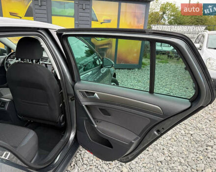 Серый Фольксваген Гольф, объемом двигателя 1.6 л и пробегом 234 тыс. км за 15300 $, фото 43 на Automoto.ua