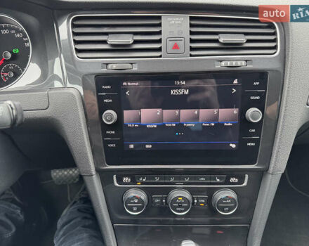 Серый Фольксваген Гольф, объемом двигателя 1.4 л и пробегом 204 тыс. км за 16990 $, фото 22 на Automoto.ua