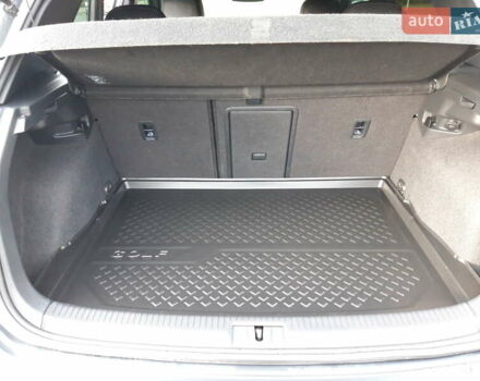 Серый Фольксваген Гольф, объемом двигателя 2 л и пробегом 51 тыс. км за 26900 $, фото 29 на Automoto.ua