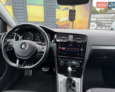 Серый Фольксваген Гольф, объемом двигателя 1.6 л и пробегом 234 тыс. км за 15900 $, фото 45 на Automoto.ua