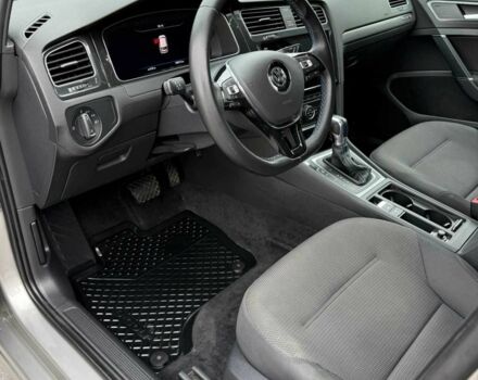 Серый Фольксваген Гольф, объемом двигателя 0 л и пробегом 101 тыс. км за 11000 $, фото 8 на Automoto.ua