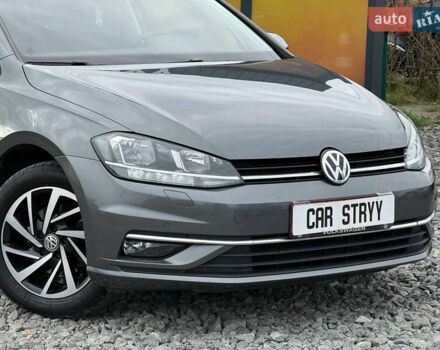 Серый Фольксваген Гольф, объемом двигателя 1.6 л и пробегом 234 тыс. км за 15300 $, фото 8 на Automoto.ua