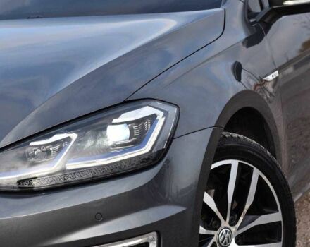 Серый Фольксваген Гольф, объемом двигателя 0 л и пробегом 141 тыс. км за 13200 $, фото 7 на Automoto.ua