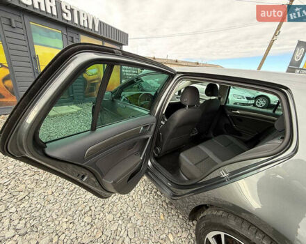 Серый Фольксваген Гольф, объемом двигателя 1.6 л и пробегом 234 тыс. км за 15900 $, фото 53 на Automoto.ua