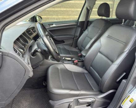 Серый Фольксваген Гольф, объемом двигателя 1.4 л и пробегом 34 тыс. км за 7800 $, фото 8 на Automoto.ua