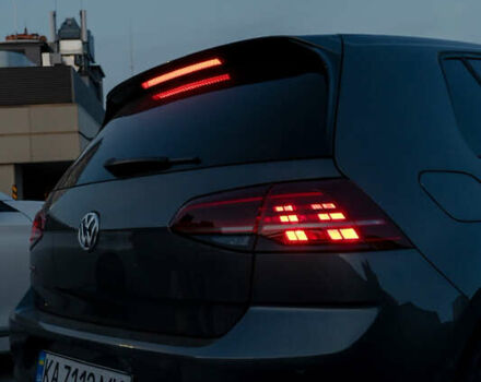 Серый Фольксваген Гольф, объемом двигателя 1.98 л и пробегом 84 тыс. км за 27000 $, фото 6 на Automoto.ua