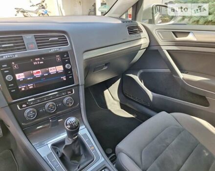 Сірий Фольксваген Гольф, об'ємом двигуна 1.6 л та пробігом 183 тис. км за 14900 $, фото 24 на Automoto.ua