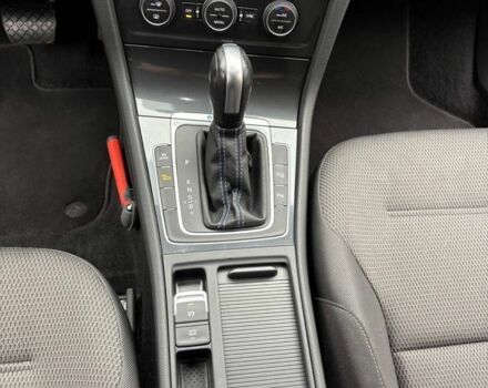 Серый Фольксваген Гольф, объемом двигателя 0 л и пробегом 137 тыс. км за 13400 $, фото 13 на Automoto.ua