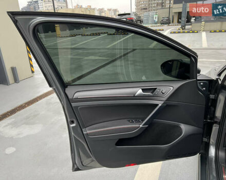 Серый Фольксваген Гольф, объемом двигателя 1.98 л и пробегом 84 тыс. км за 27000 $, фото 16 на Automoto.ua