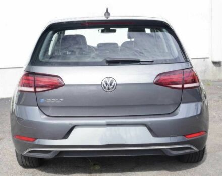 Серый Фольксваген Гольф, объемом двигателя 0 л и пробегом 32 тыс. км за 10000 $, фото 4 на Automoto.ua