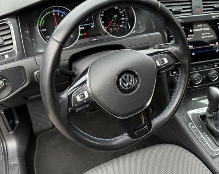 Серый Фольксваген Гольф, объемом двигателя 0 л и пробегом 77 тыс. км за 14500 $, фото 4 на Automoto.ua