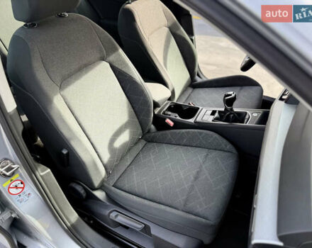 Сірий Фольксваген Гольф, об'ємом двигуна 1.97 л та пробігом 131 тис. км за 20999 $, фото 75 на Automoto.ua