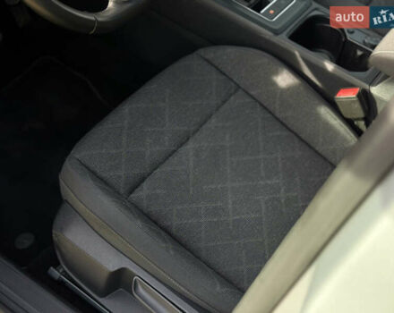 Сірий Фольксваген Гольф, об'ємом двигуна 1.97 л та пробігом 131 тис. км за 20999 $, фото 51 на Automoto.ua