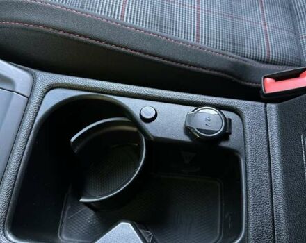 Серый Фольксваген Гольф, объемом двигателя 2 л и пробегом 32 тыс. км за 33000 $, фото 36 на Automoto.ua