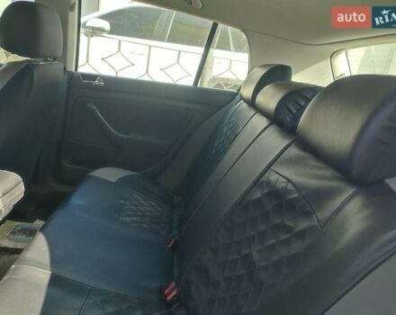 Серый Фольксваген Гольф, объемом двигателя 1.4 л и пробегом 155 тыс. км за 4650 $, фото 3 на Automoto.ua