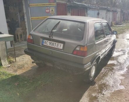 Серый Фольксваген Гольф, объемом двигателя 1.6 л и пробегом 390 тыс. км за 1250 $, фото 4 на Automoto.ua