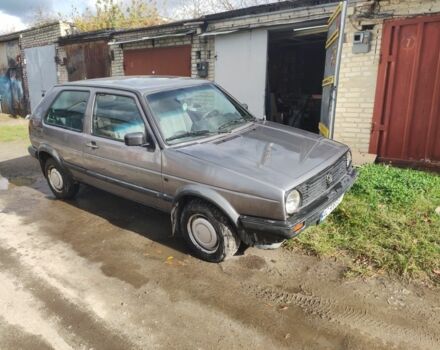 Серый Фольксваген Гольф, объемом двигателя 1.6 л и пробегом 390 тыс. км за 1250 $, фото 2 на Automoto.ua