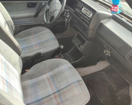 Серый Фольксваген Гольф, объемом двигателя 1.6 л и пробегом 390 тыс. км за 1250 $, фото 5 на Automoto.ua