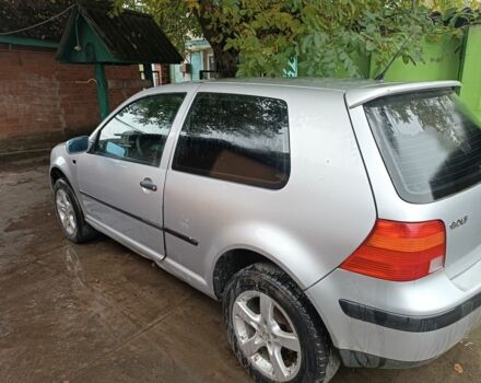 Серый Фольксваген Гольф, объемом двигателя 1.4 л и пробегом 255 тыс. км за 2800 $, фото 2 на Automoto.ua