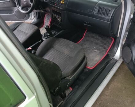 Серый Фольксваген Гольф, объемом двигателя 1.4 л и пробегом 255 тыс. км за 2800 $, фото 8 на Automoto.ua