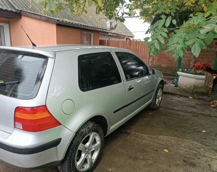 Серый Фольксваген Гольф, объемом двигателя 1.4 л и пробегом 255 тыс. км за 2800 $, фото 4 на Automoto.ua